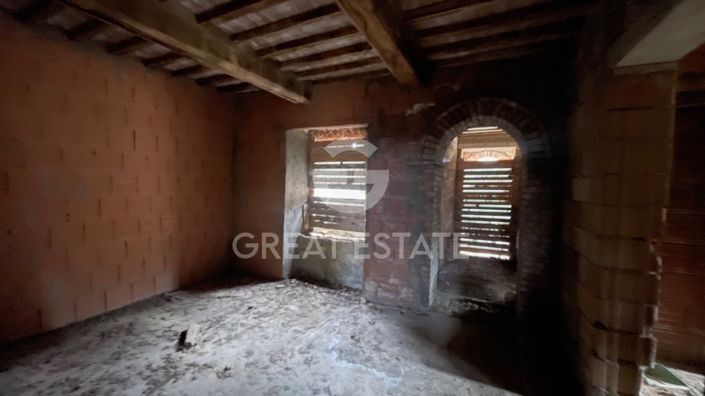 Image No.17-4 Bed Country House for sale