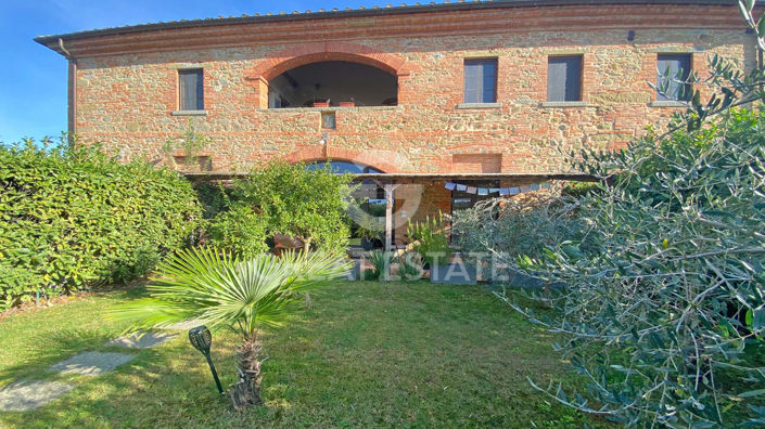 Image No.11-2 Bed Country House for sale