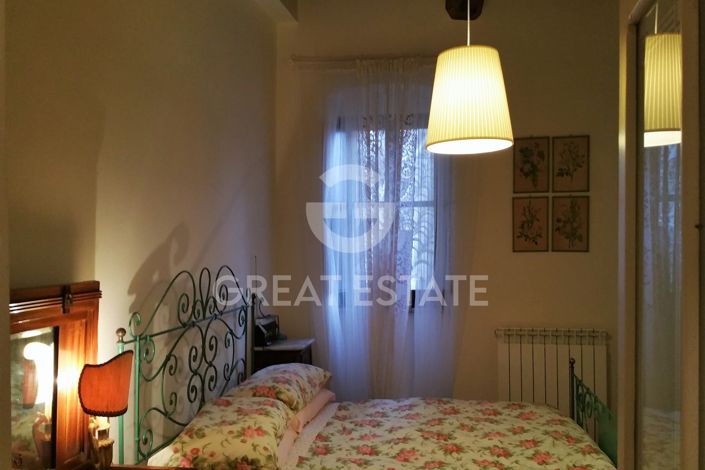 Image No.11-1 Bed Property for sale