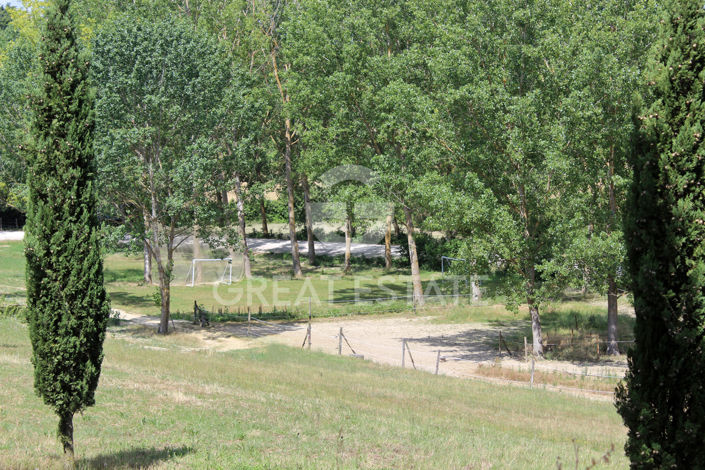 Image No.17-8 Bed Country House for sale