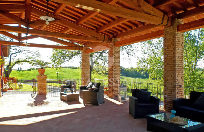 Image No.10-8 Bed Country House for sale