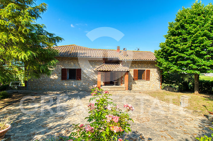 Image No.1-4 Bed Country House for sale