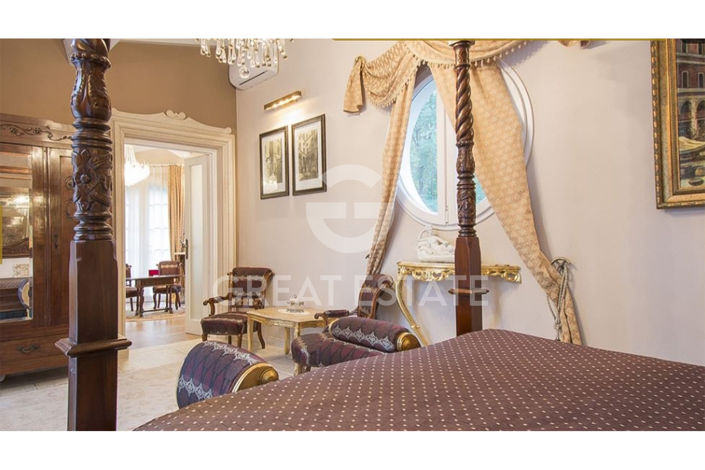 Image No.18-11 Bed Villa for sale