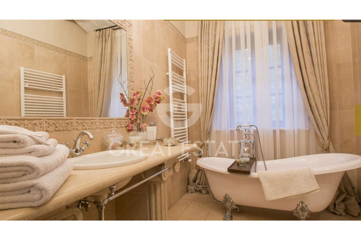 Image No.21-11 Bed Villa for sale