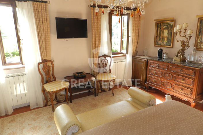 Image No.24-11 Bed Villa for sale