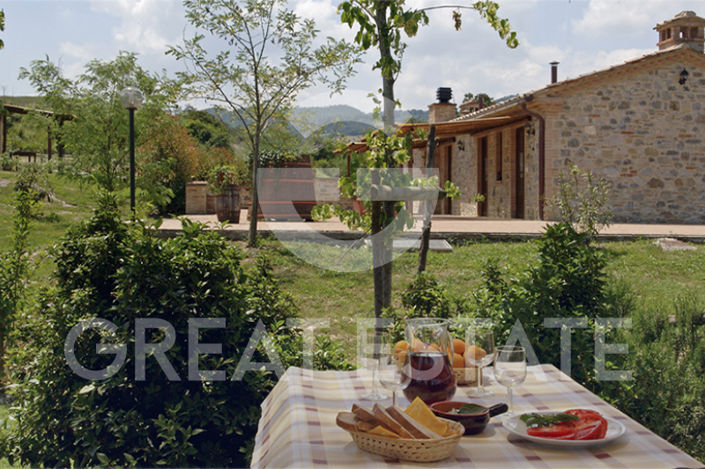 Image No.25-Ferme de 12 chambres à vendre à Citta della Pieve