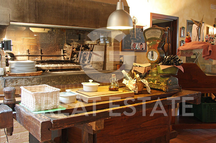Image No.30-Ferme de 12 chambres à vendre à Citta della Pieve