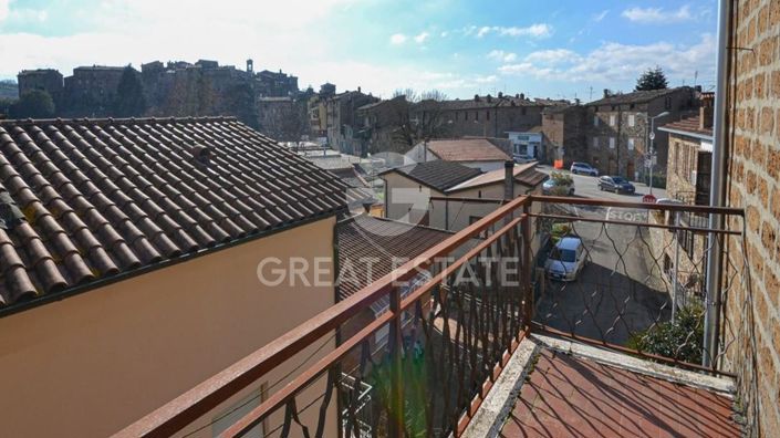 Image No.19-4 Bed Property for sale