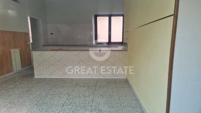 Image No.2-4 Bed Property for sale