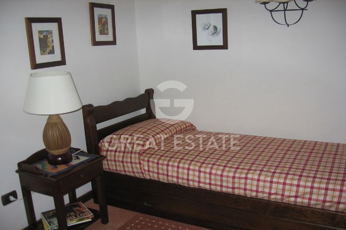 Image No.15-2 Bed Country House for sale