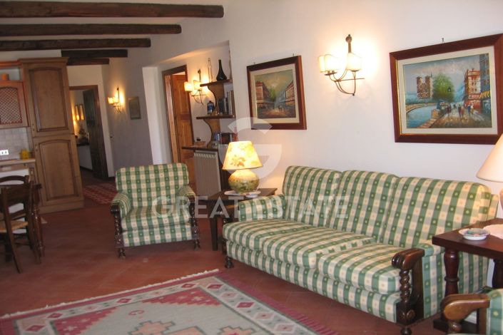 Image No.18-2 Bed Country House for sale