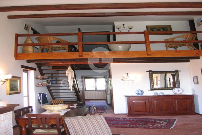 Image No.25-2 Bed Country House for sale