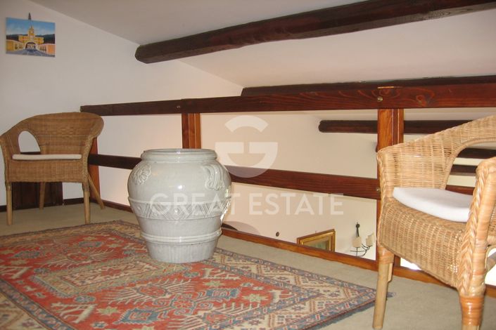 Image No.26-2 Bed Country House for sale