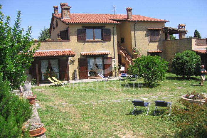 Image No.7-2 Bed Country House for sale