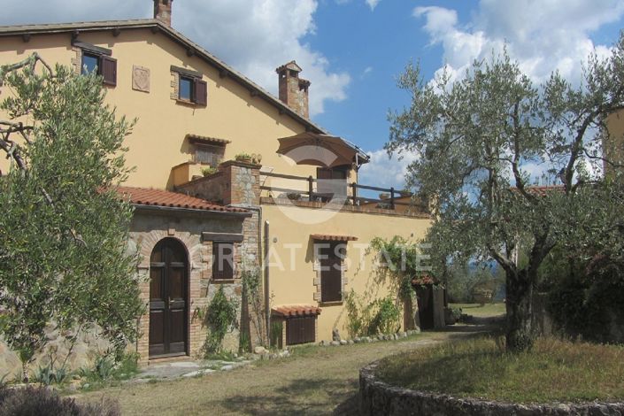 Image No.9-2 Bed Country House for sale