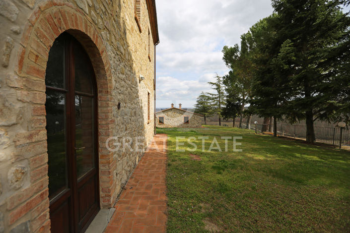 Image No.12-6 Bed Country House for sale