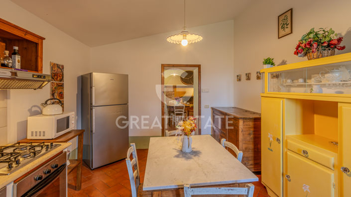Image No.18-4 Bed Country House for sale