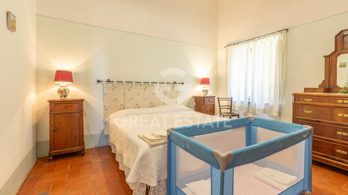 Image No.22-4 Bed Country House for sale