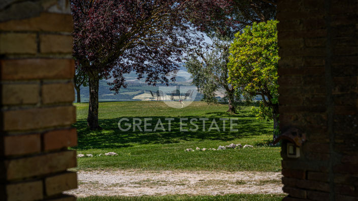 Image No.25-6 Bed Country House for sale