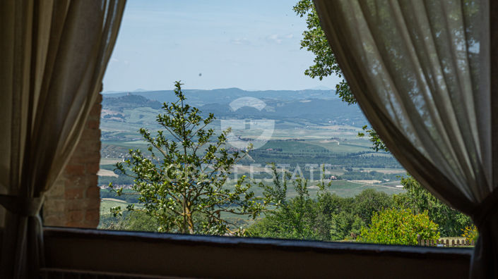Image No.33-6 Bed Country House for sale