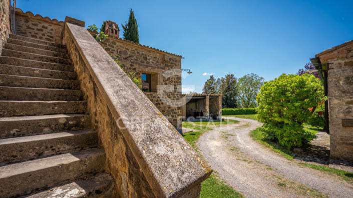 Image No.38-6 Bed Country House for sale