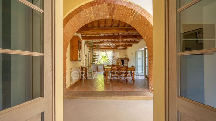 Image No.44-6 Bed Country House for sale
