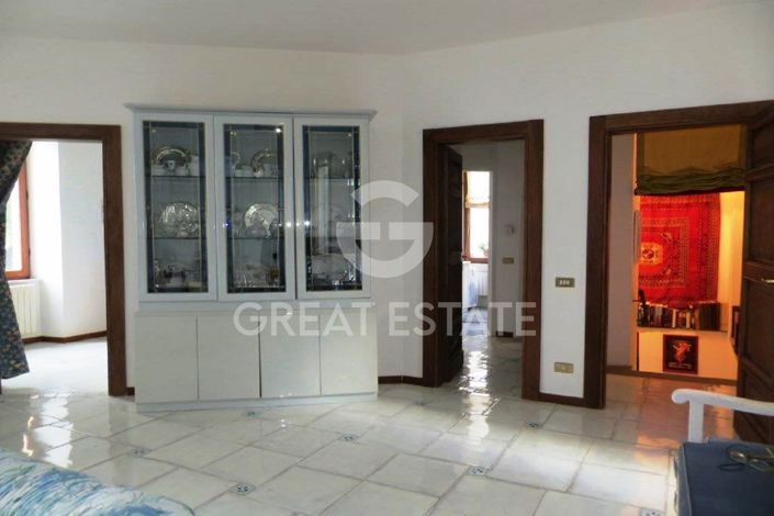 Image No.21-3 Bed Villa for sale