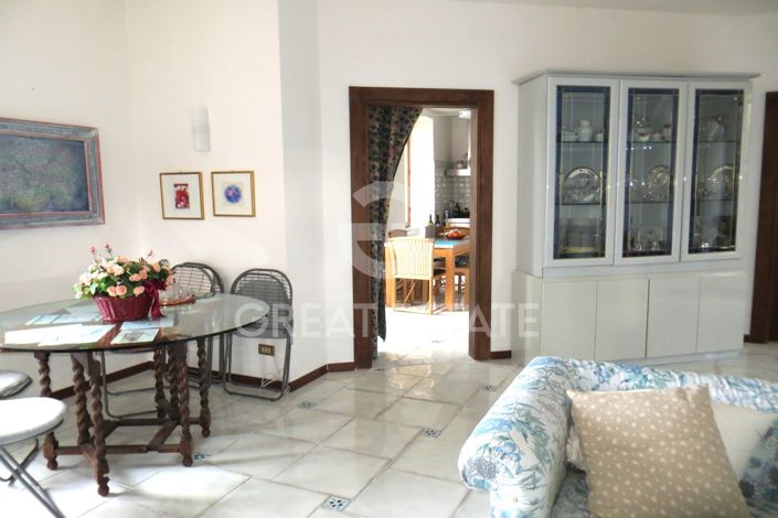 Image No.22-3 Bed Villa for sale