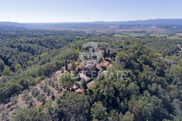 Image No.12-Maison de campagne de 6 chambres à vendre à Citta della Pieve