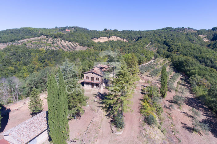 Image No.8-Maison de campagne de 6 chambres à vendre à Citta della Pieve