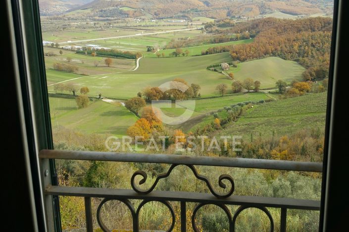 Image No.19-2 Bed Property for sale