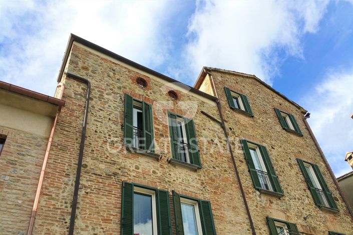 Image No.2-2 Bed Property for sale