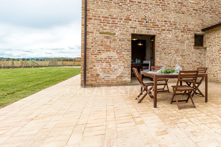 Image No.37-5 Bed Country House for sale