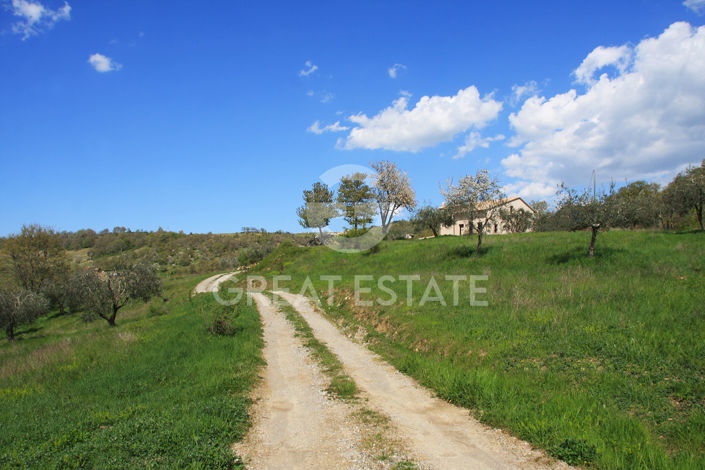 Image No.8-4 Bed Country House for sale