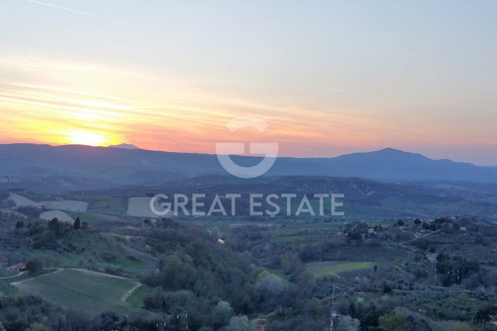 Image No.24-4 Bed Property for sale