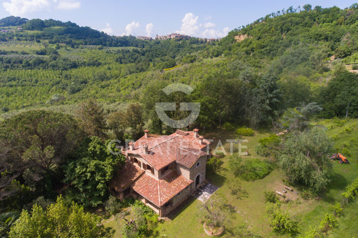 Image No.1-4 Bed Country House for sale