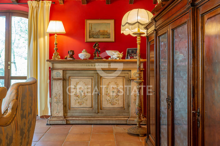 Image No.19-4 Bed Country House for sale