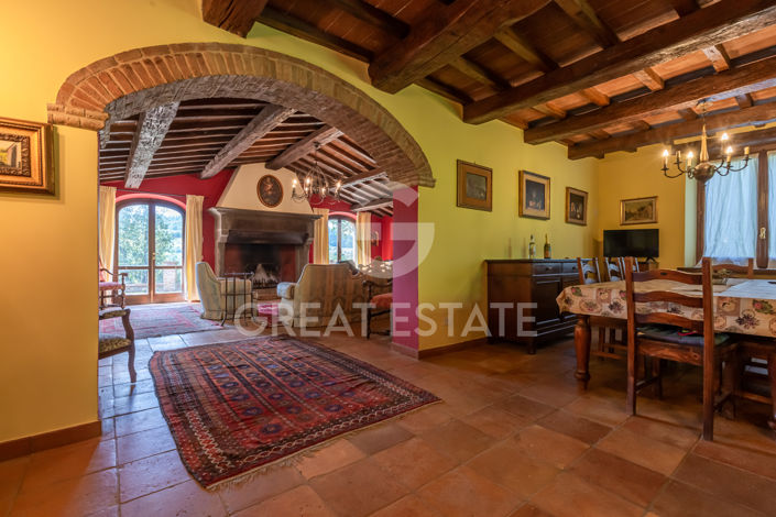 Image No.20-4 Bed Country House for sale