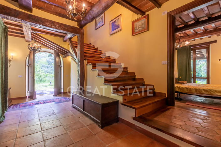 Image No.25-4 Bed Country House for sale