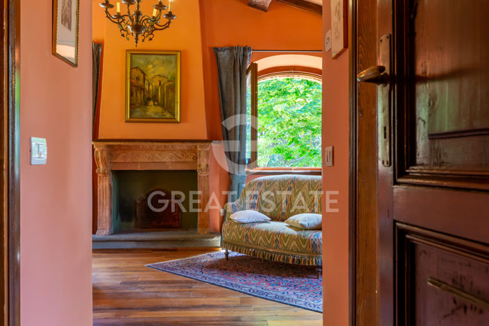 Image No.29-4 Bed Country House for sale