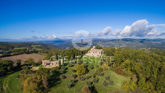 Image No.17-6 Bed Country House for sale