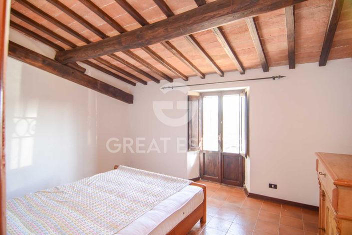 Image No.53-6 Bed Country House for sale