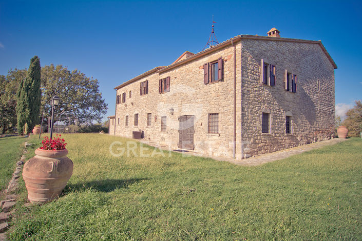 Image No.7-6 Bed Country House for sale