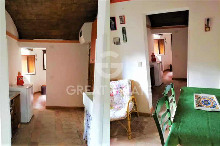 Image No.8-8 Bed Townhouse for sale