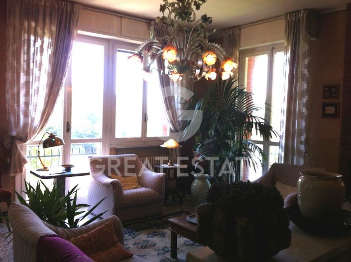 Image No.20-Villa for sale