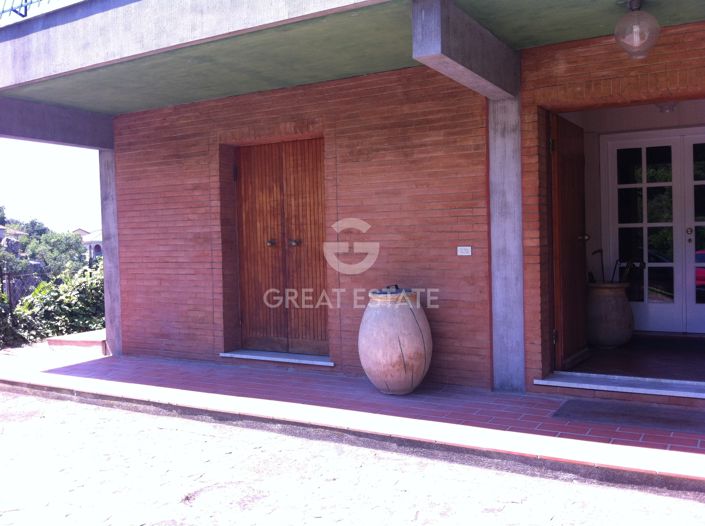 Image No.36-Villa for sale