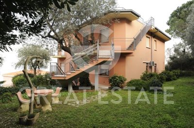 4 Bed Villa for sale