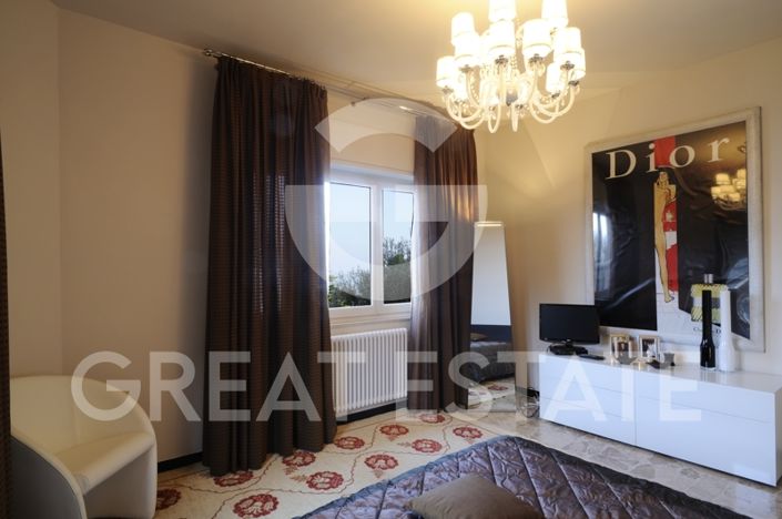 Image No.15-4 Bed Villa for sale