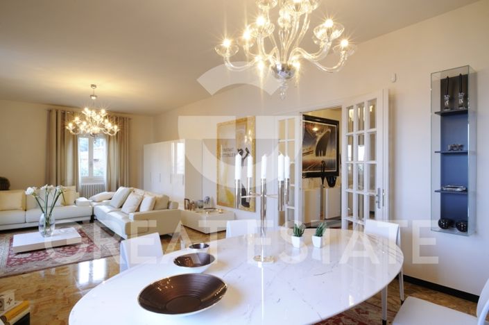 Image No.9-4 Bed Villa for sale