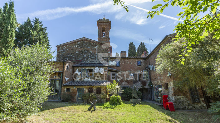 Image No.16-7 Bed Country House for sale